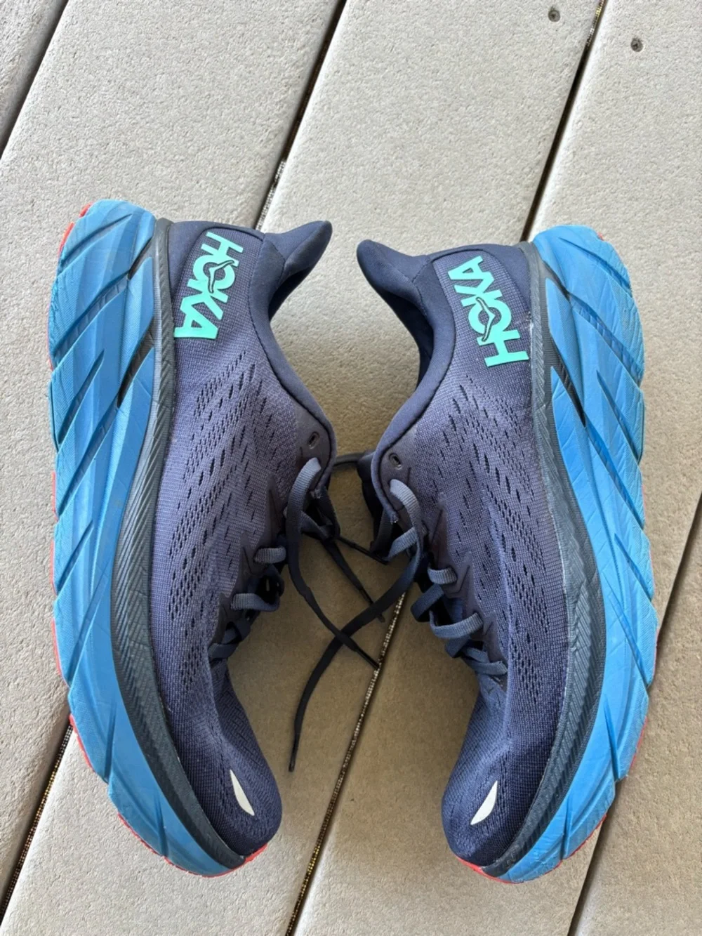 Hoka Clifton 8 Running Shoes in Navy with Teal Logo - Picture 9 of 10